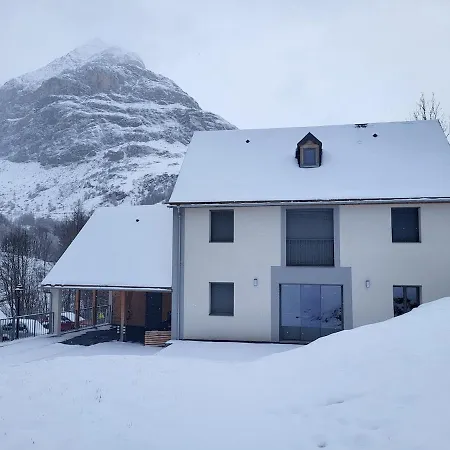 Villa Gavarnie - 4 Suites Privatives - Vue Cirque Vila