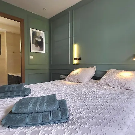 Sejour D'exception - 4 Vue Cascade Villa